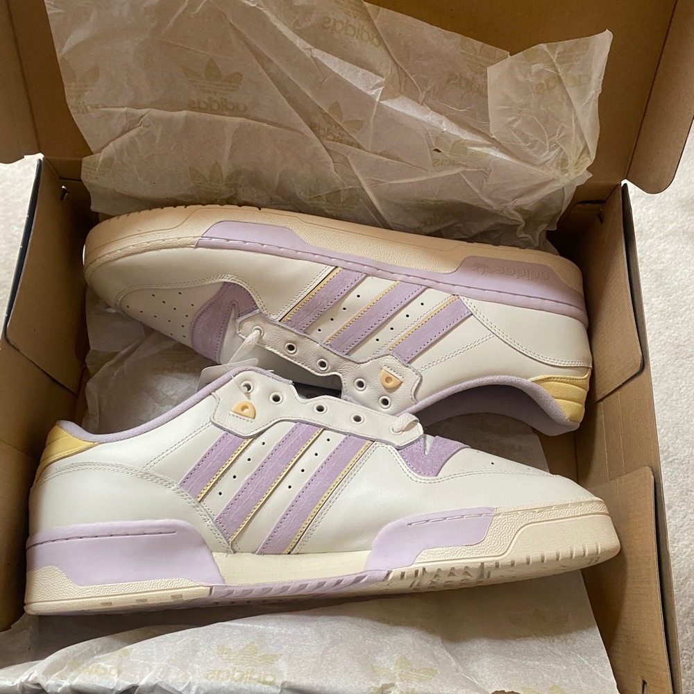 ADIDAS Men's Rivalry - Picture 3 of 7